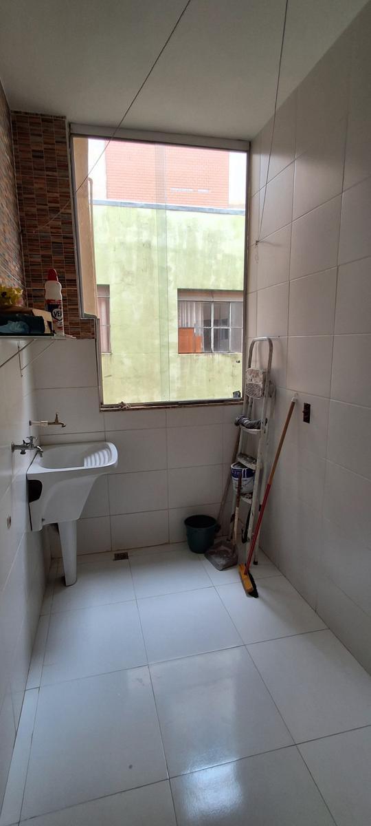 Apartamento, Floresta, 3 Quartos, 0 Vaga, 1 Suíte