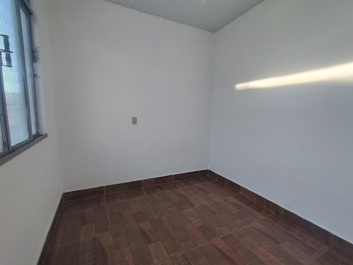 Casa, Centro, 4 Quartos, 0 Vaga
