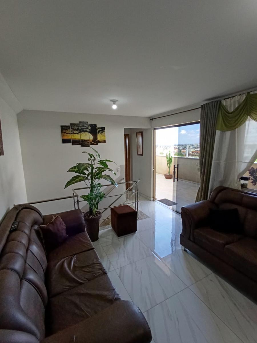 Cobertura, Arvoredo, 3 Quartos, 2 Vagas, 1 Suíte