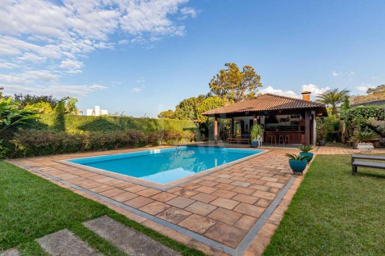 Casa, Bandeirantes (pampulha), 4 Quartos, 6 Vagas, 3 Suítes