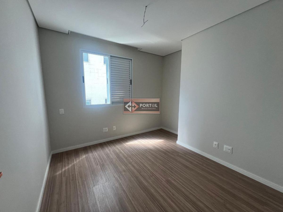 Cobertura, Itapoã, 4 Quartos, 4 Vagas, 2 Suítes