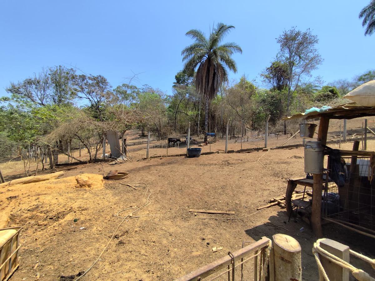 Lote, Jardim Encantado, 0 Quarto, 0 Vaga