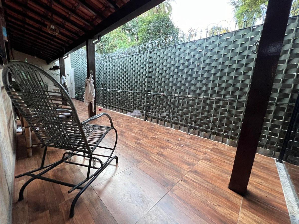 Casa, Itapoã, 4 Quartos, 6 Vagas, 2 Suítes