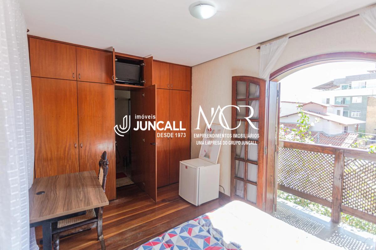 Casa, Concórdia, 8 Quartos, 4 Vagas, 2 Suítes