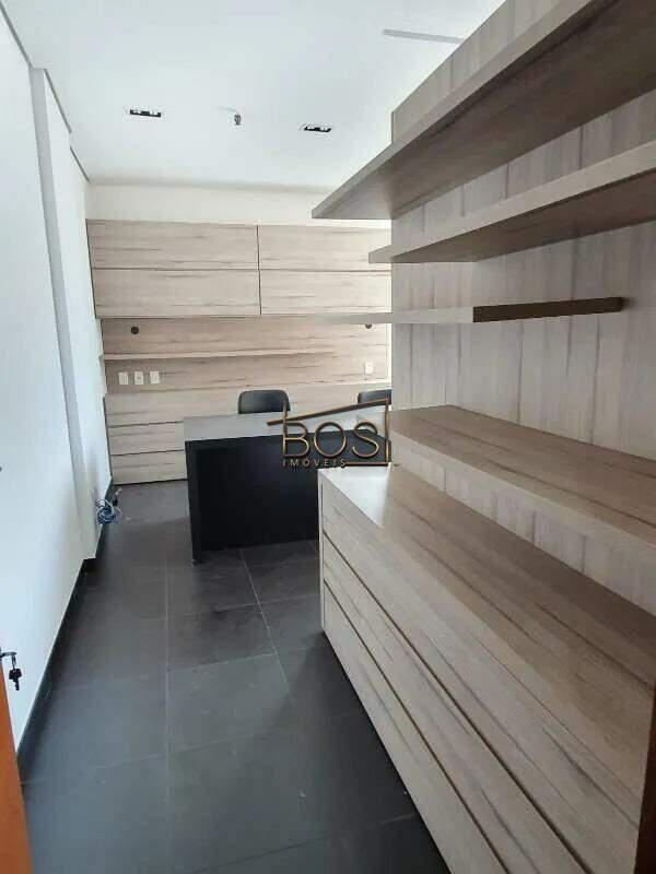 Sala, Santa Efigênia, 0 Quarto, 1 Vaga