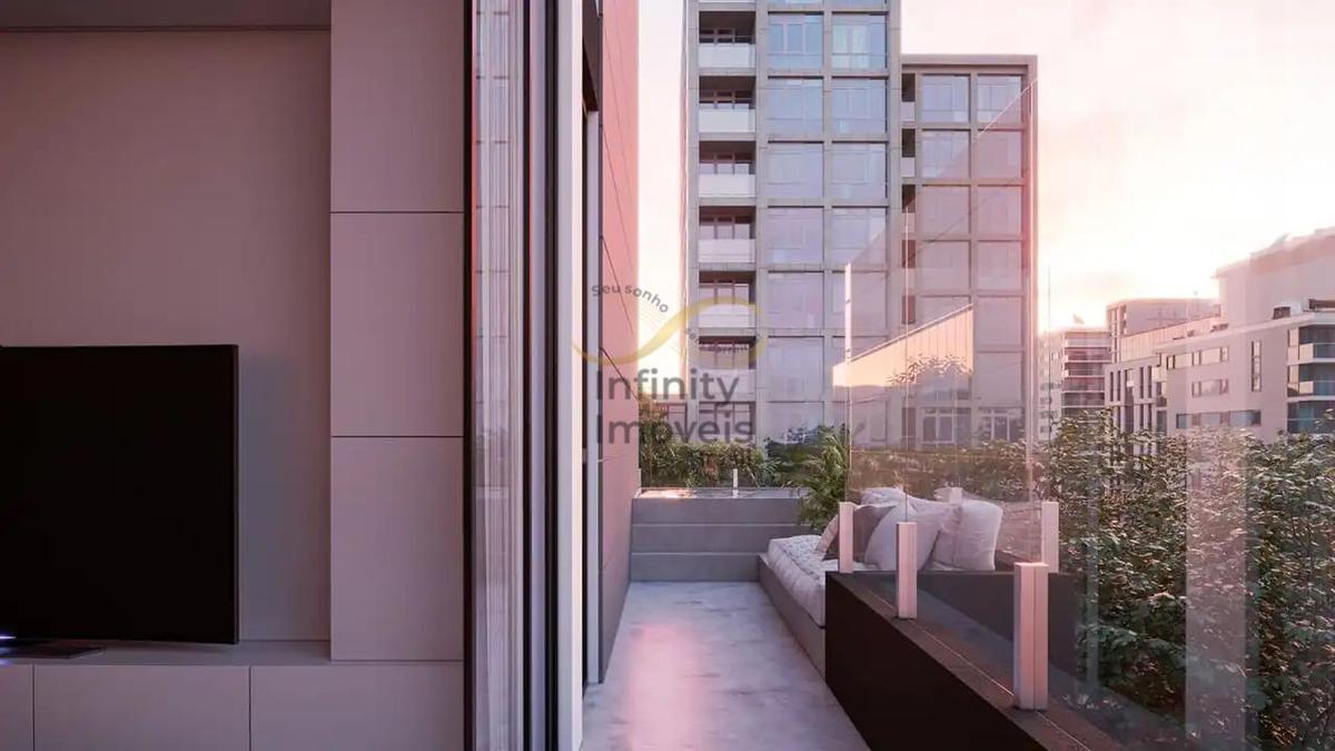 Apartamento, Funcionários, 3 Quartos