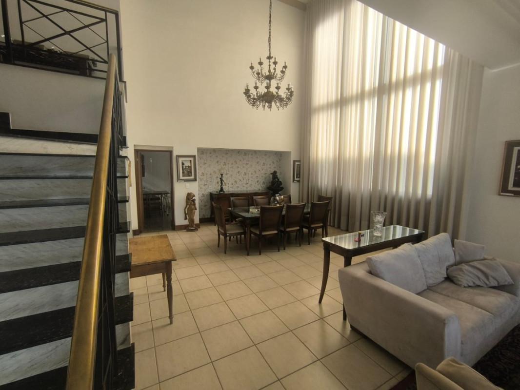 Casa, Bosque do Jambreiro, 5 Quartos, 2 Vagas, 3 Suítes