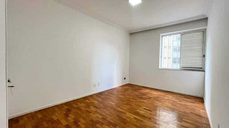Apartamento, Centro, 4 Quartos, 2 Vagas, 1 Suíte