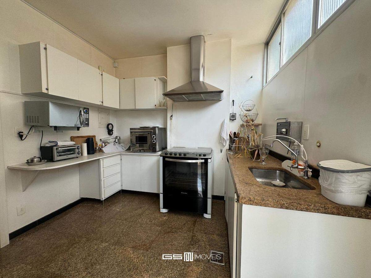 Apartamento, Sion, 3 Quartos, 4 Vagas, 1 Suíte
