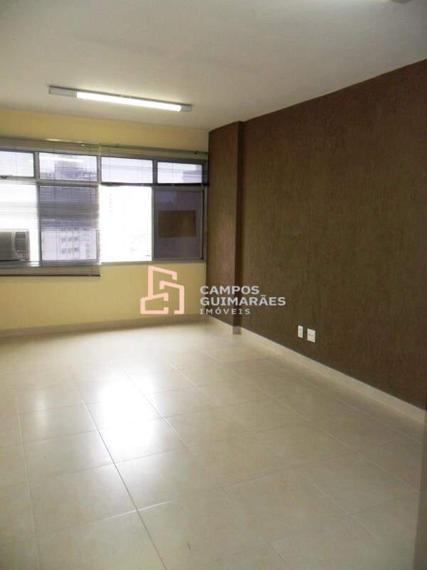 Sala, Centro