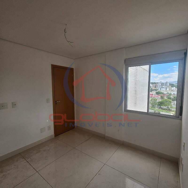 Cobertura, Serrano, 4 Quartos, 2 Vagas, 2 Suítes