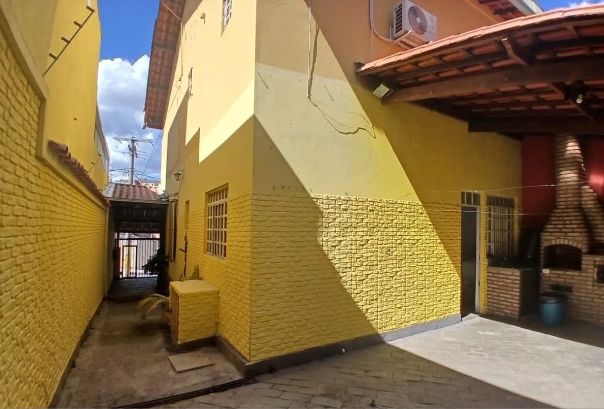 Casa, Planalto, 3 Quartos, 3 Vagas, 1 Suíte