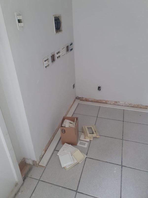 Casa Comercial, Nova Suíssa, 6 Quartos, 4 Vagas