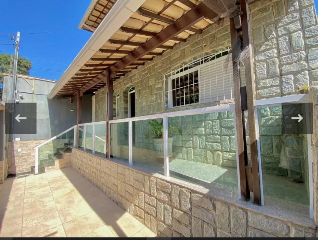 Casa, Santa Branca, 4 Quartos, 2 Vagas, 2 Suítes