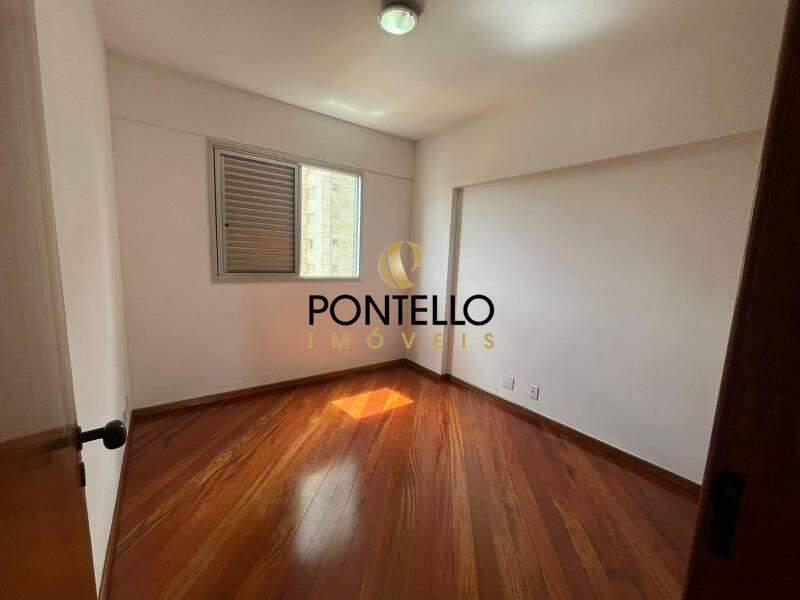 Apartamento, Funcionários, 3 Quartos, 2 Vagas, 1 Suíte