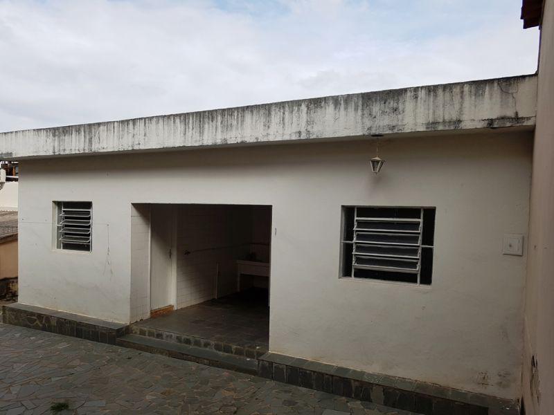 Casa, Santa Inês, 5 Quartos, 3 Vagas, 1 Suíte