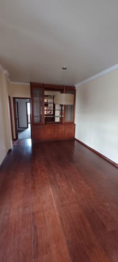 Cobertura, Funcionários, 4 Quartos, 3 Vagas, 1 Suíte
