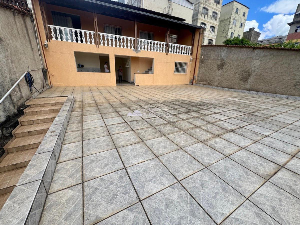 Casa, Céu Azul, 4 Quartos, 10 Vagas, 1 Suíte