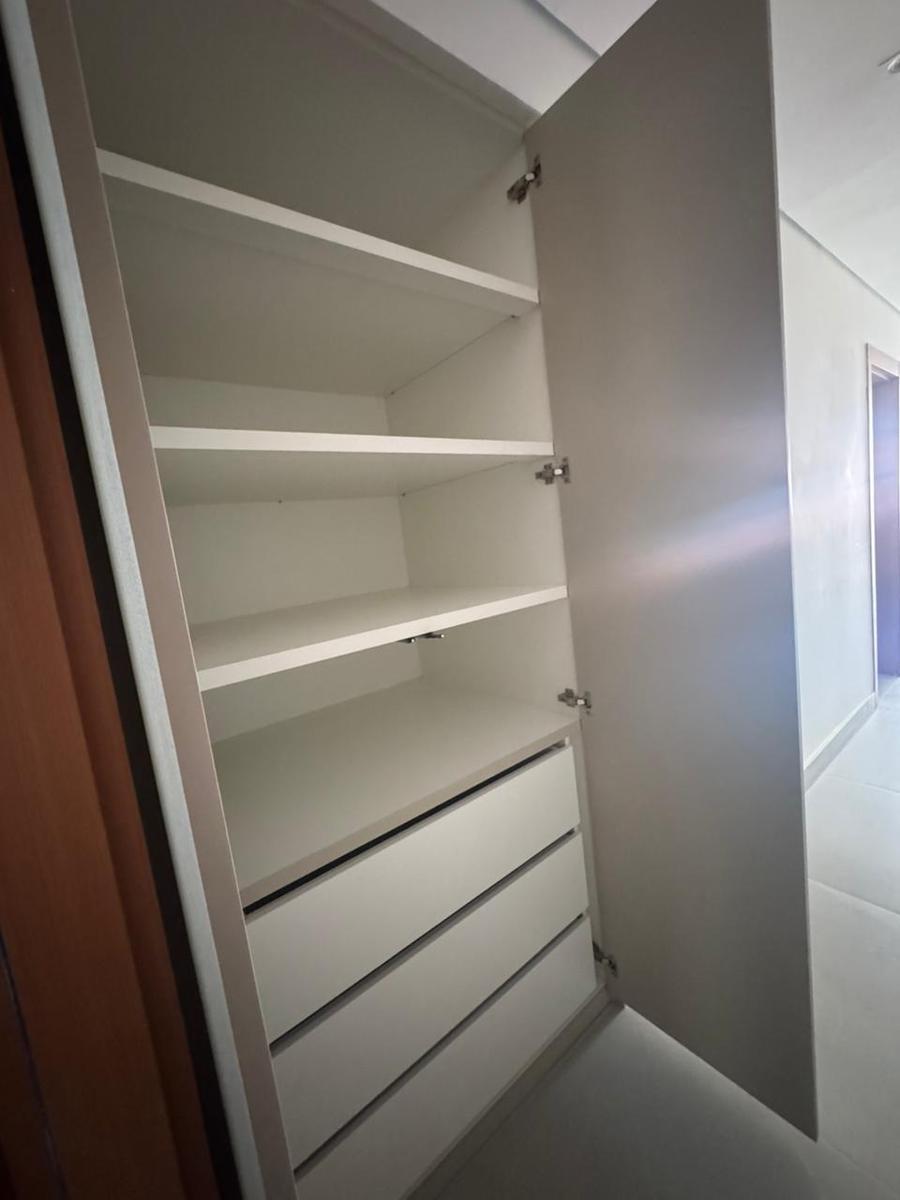 Apartamento, Colégio Batista, 4 Quartos, 2 Vagas, 2 Suítes