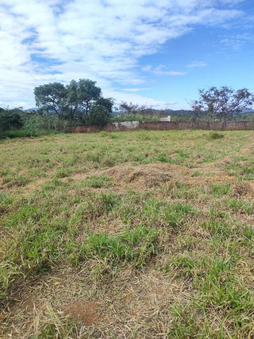 Lote, Nossa Senhora das Graças, 0 Quarto, 0 Vaga