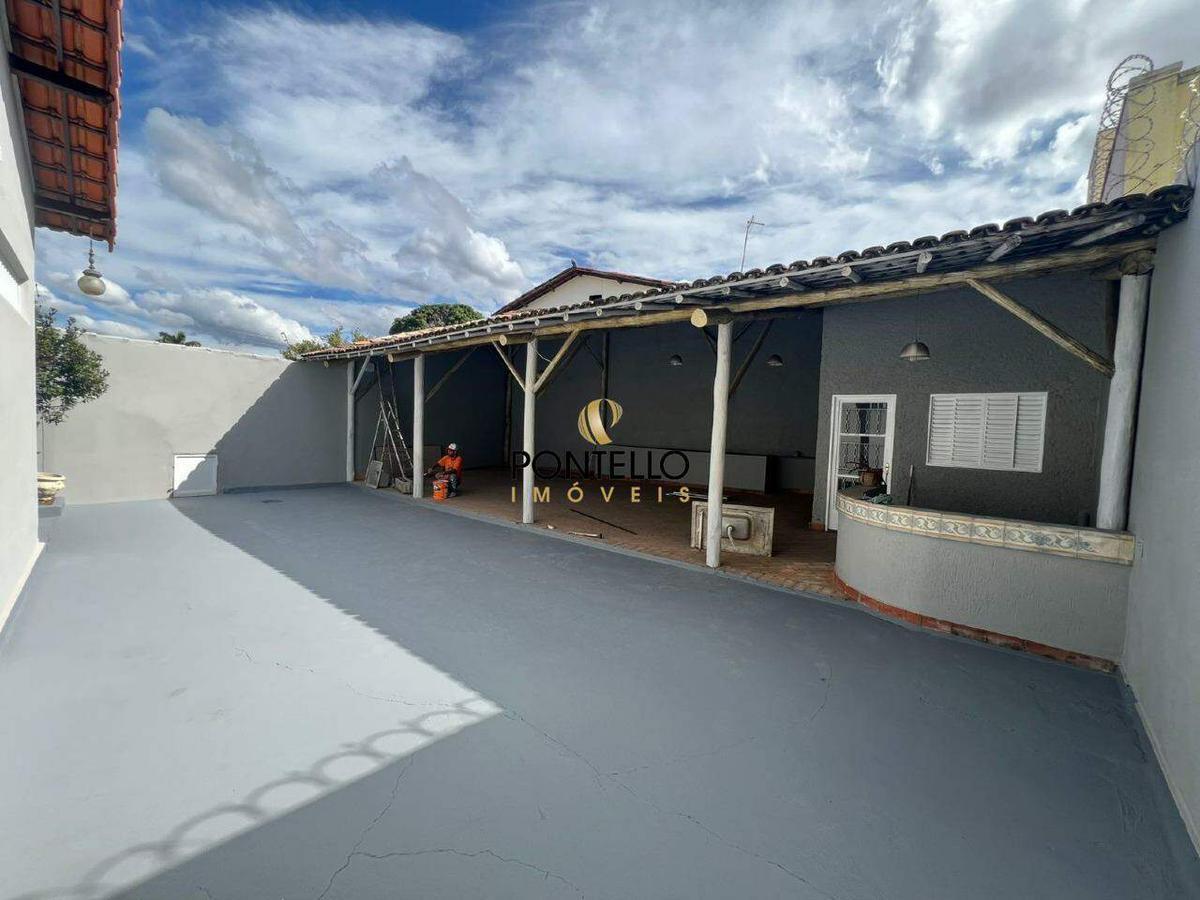 Casa, Canaã, 5 Quartos, 4 Vagas