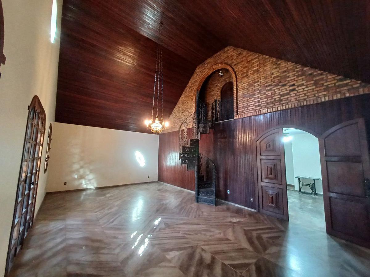 Casa, Santa Inês, 5 Quartos, 2 Vagas, 1 Suíte