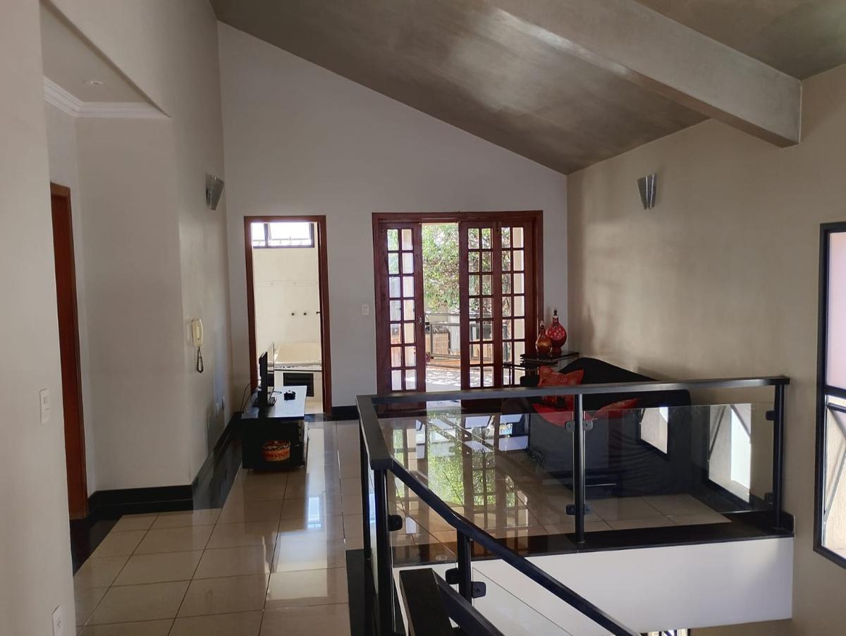 Casa, São Bernardo, 5 Quartos, 4 Vagas, 2 Suítes