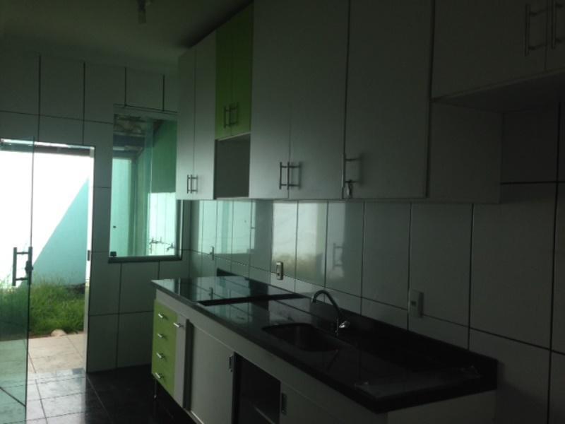 Casa, Jardim dos Comerciários, 2 Quartos, 2 Vagas, 1 Suíte