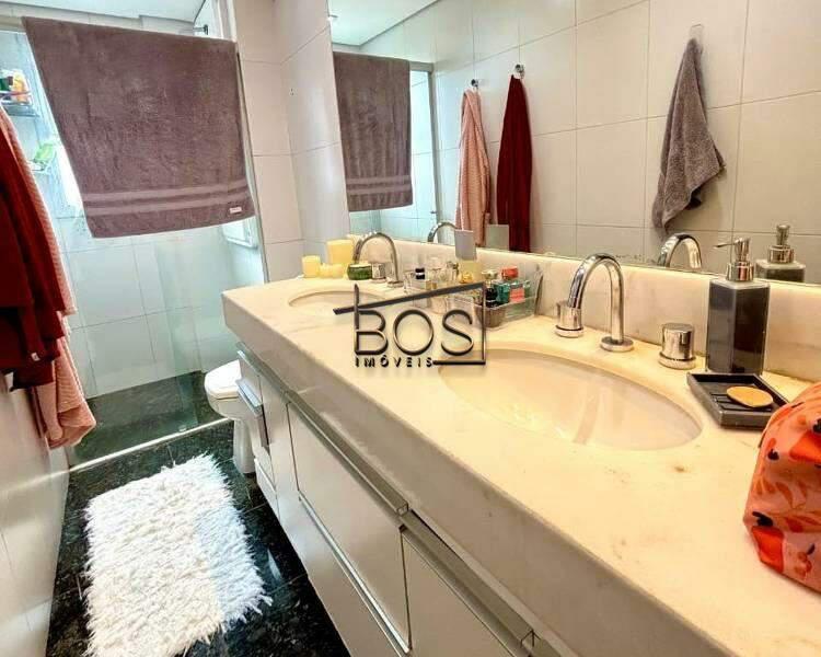 Cobertura, Funcionários, 4 Quartos, 4 Vagas, 2 Suítes