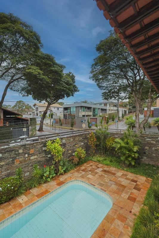 Casa, Belvedere, 4 Quartos, 0 Vaga, 1 Suíte