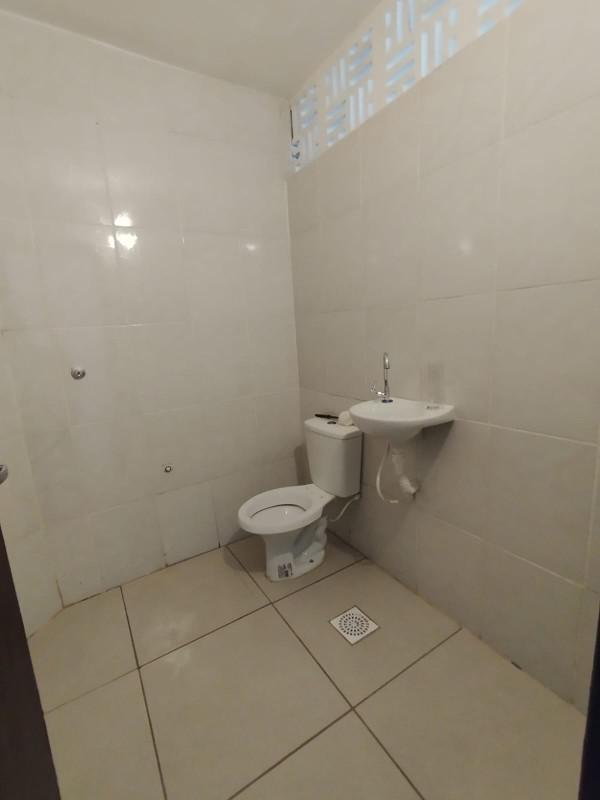 Casa Comercial, Santa Cruz, 2 Quartos, 0 Vaga, 1 Suíte