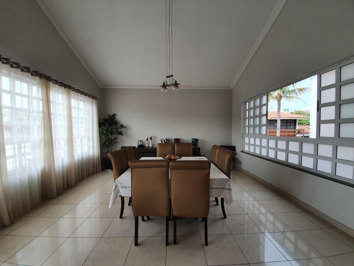 Casa, Jardim Riacho das Pedras, 4 Quartos, 6 Vagas, 3 Suítes