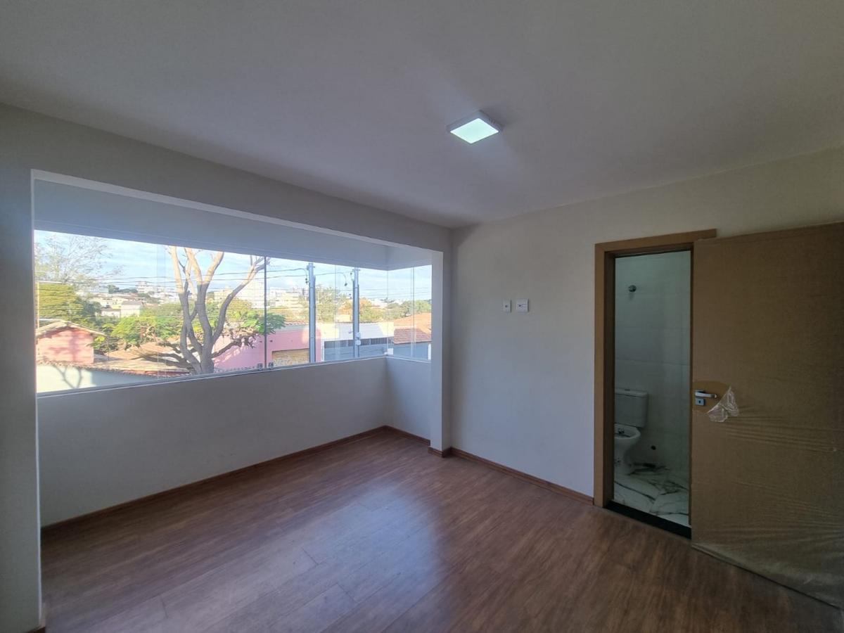 Casa, Itapoã, 3 Quartos, 2 Vagas, 1 Suíte