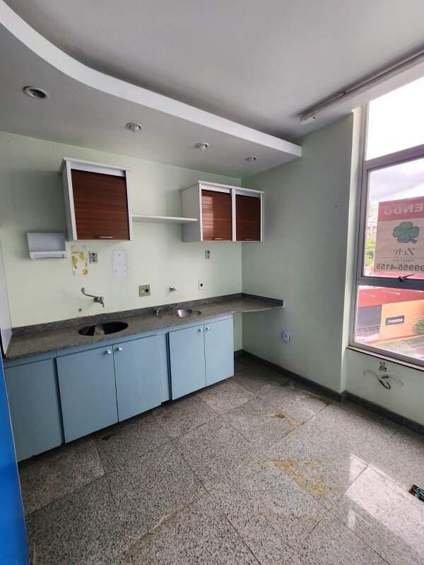 Sala, Serra, 0 Quarto, 0 Vaga