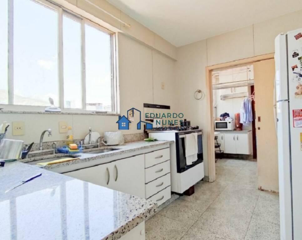 Apartamento, Cruzeiro, 4 Quartos, 3 Vagas, 1 Suíte