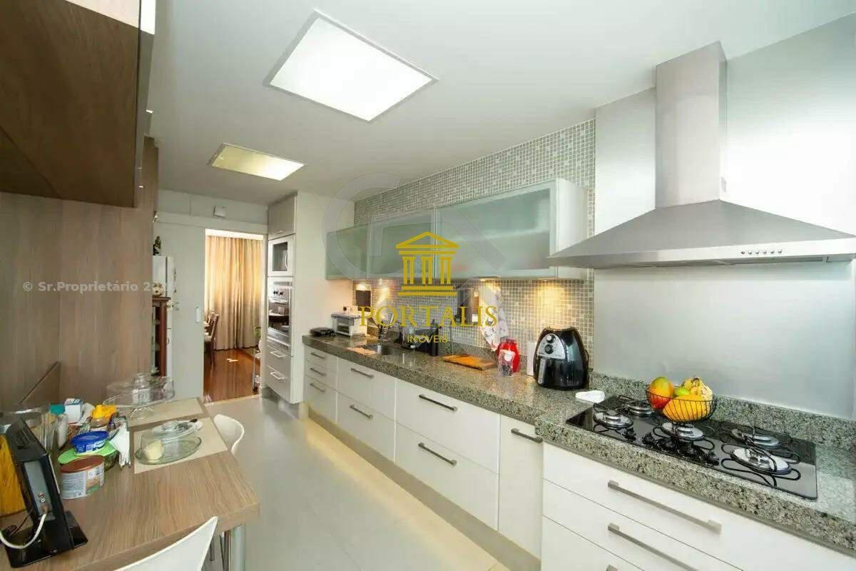 Apartamento, Santa Lúcia, 3 Quartos, 1 Vaga, 1 Suíte
