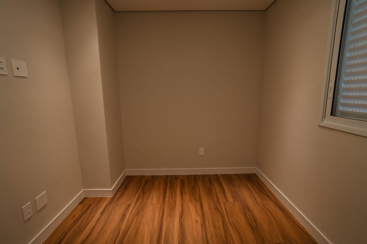 Apartamento, Floresta, 3 Quartos, 2 Vagas, 1 Suíte