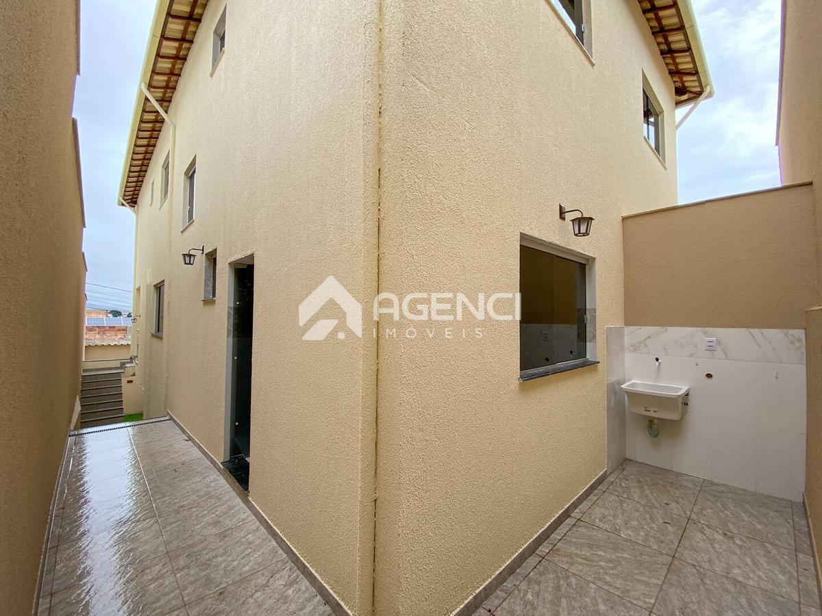 Casa, Cabral, 3 Quartos, 0 Vaga, 1 Suíte