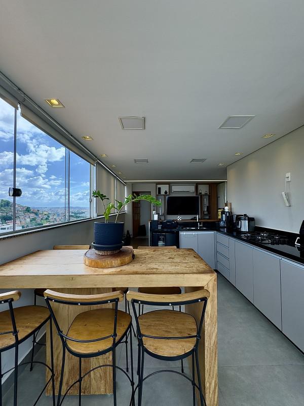 Cobertura, Ouro Preto, 2 Quartos, 1 Vaga, 1 Suíte