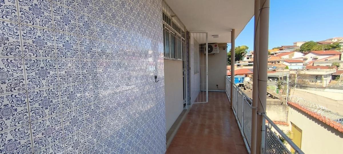 Casa, Cachoeirinha, 6 Quartos, 4 Vagas, 2 Suítes