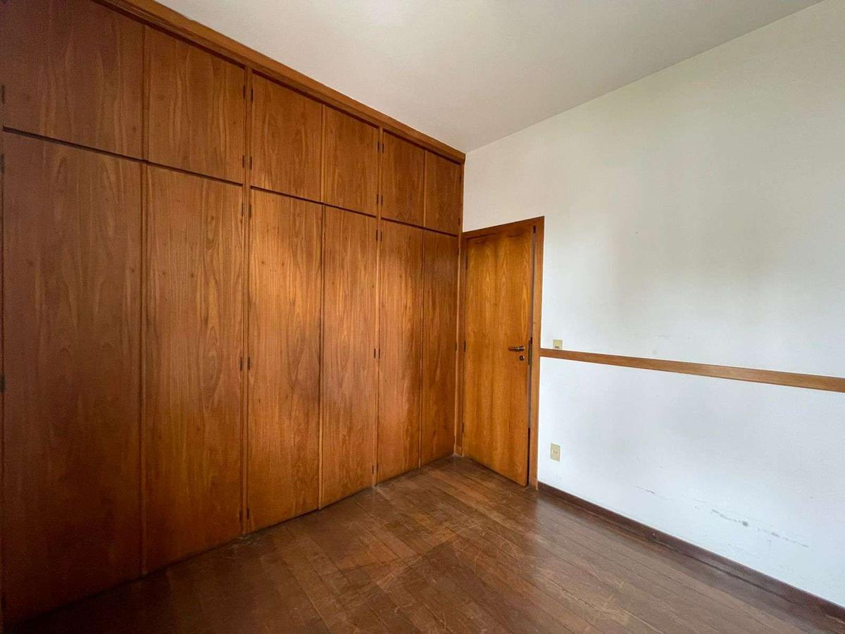 Apartamento, Funcionários, 4 Quartos, 2 Vagas, 1 Suíte