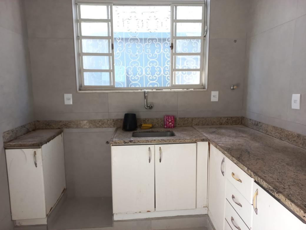 Casa Comercial, Prado, 1 Quarto, 1 Vaga
