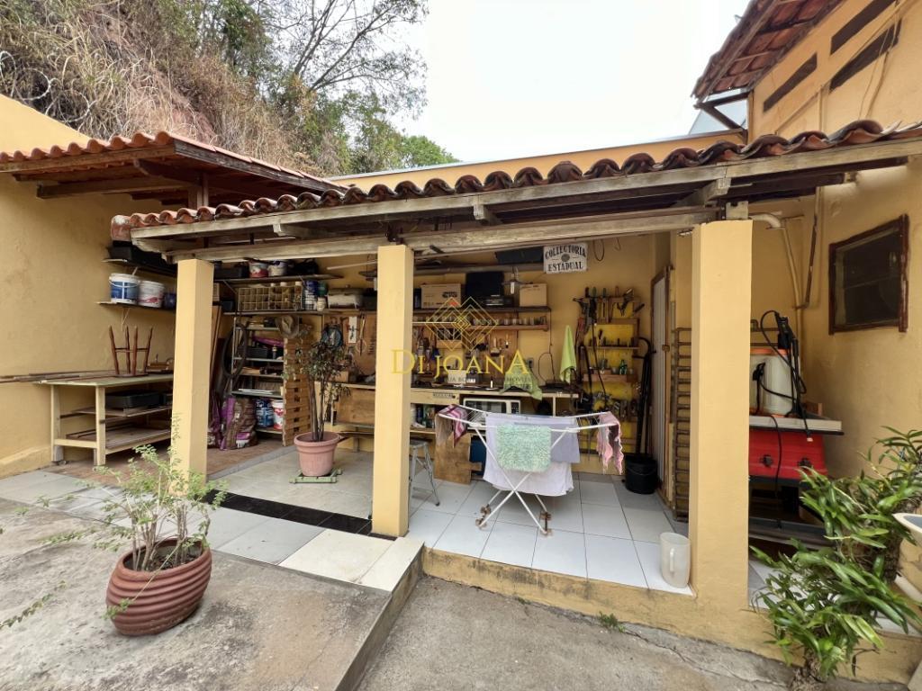 Casa, Ingá Alto, 4 Quartos, 4 Vagas, 2 Suítes