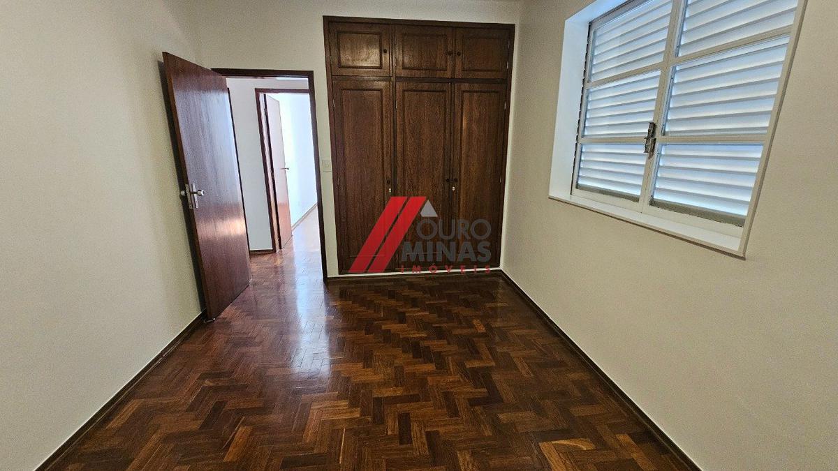 Apartamento, Funcionários, 4 Quartos, 2 Vagas, 1 Suíte