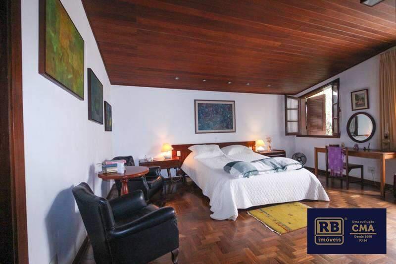 Casa, Serra, 4 Quartos, 5 Vagas, 1 Suíte