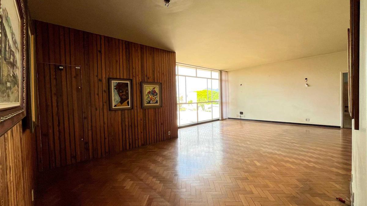 Casa, Cidade Jardim, 7 Quartos, 8 Vagas, 1 Suíte
