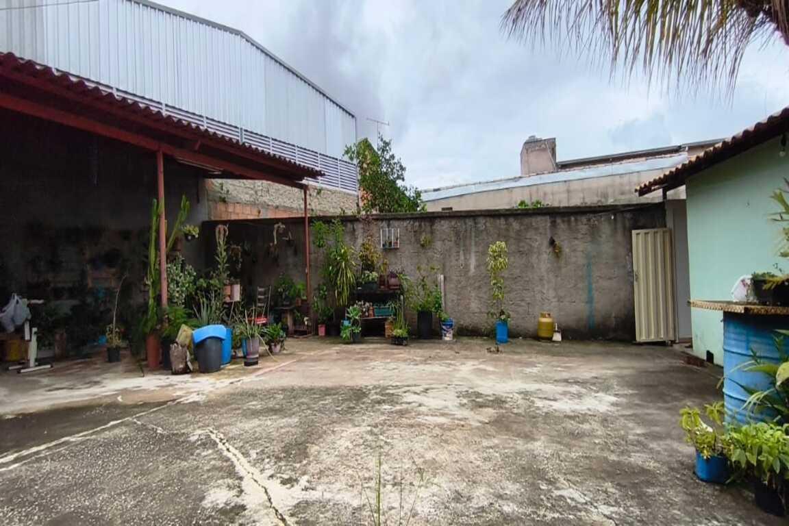 Casa, Ouro Minas, 2 Quartos, 8 Vagas