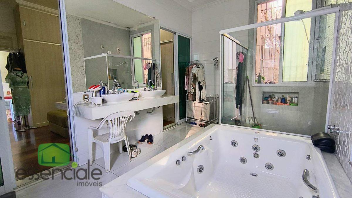 Casa, Novo Eldorado, 4 Quartos, 2 Vagas, 2 Suítes