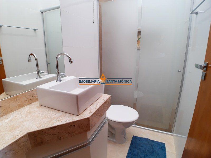 Casa, Santa Mônica, 3 Quartos, 2 Vagas, 1 Suíte