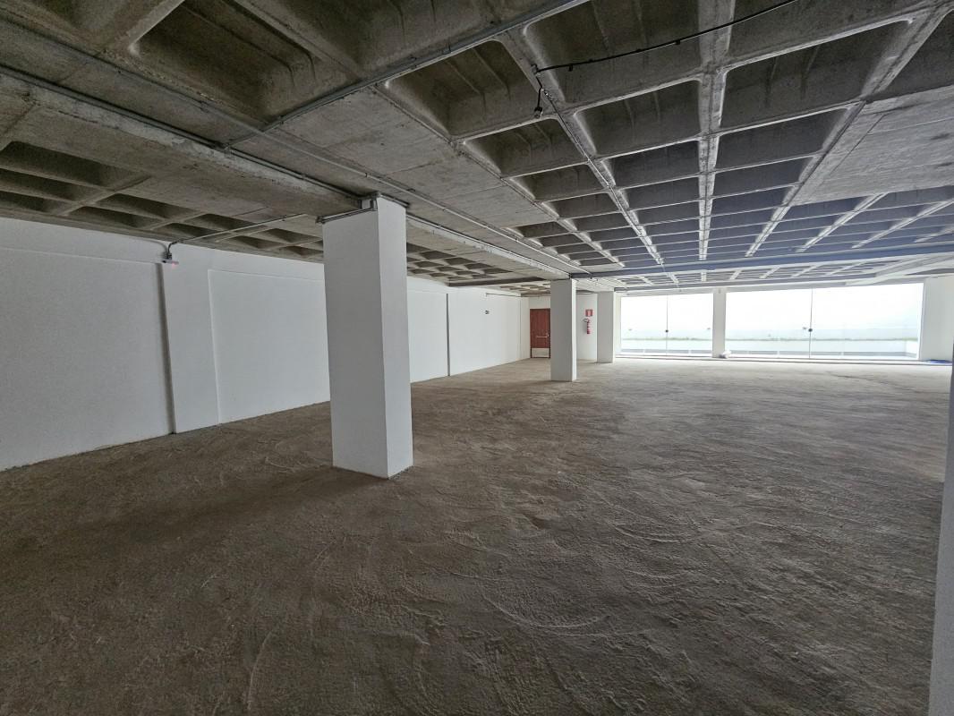 Andar, Savassi, 0 Quarto, 3 Vagas